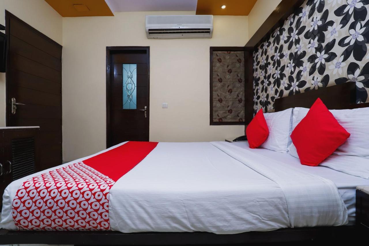 Hotel O J P Inn Near Patel Nagar Metro Station Нью-Делі Екстер'єр фото