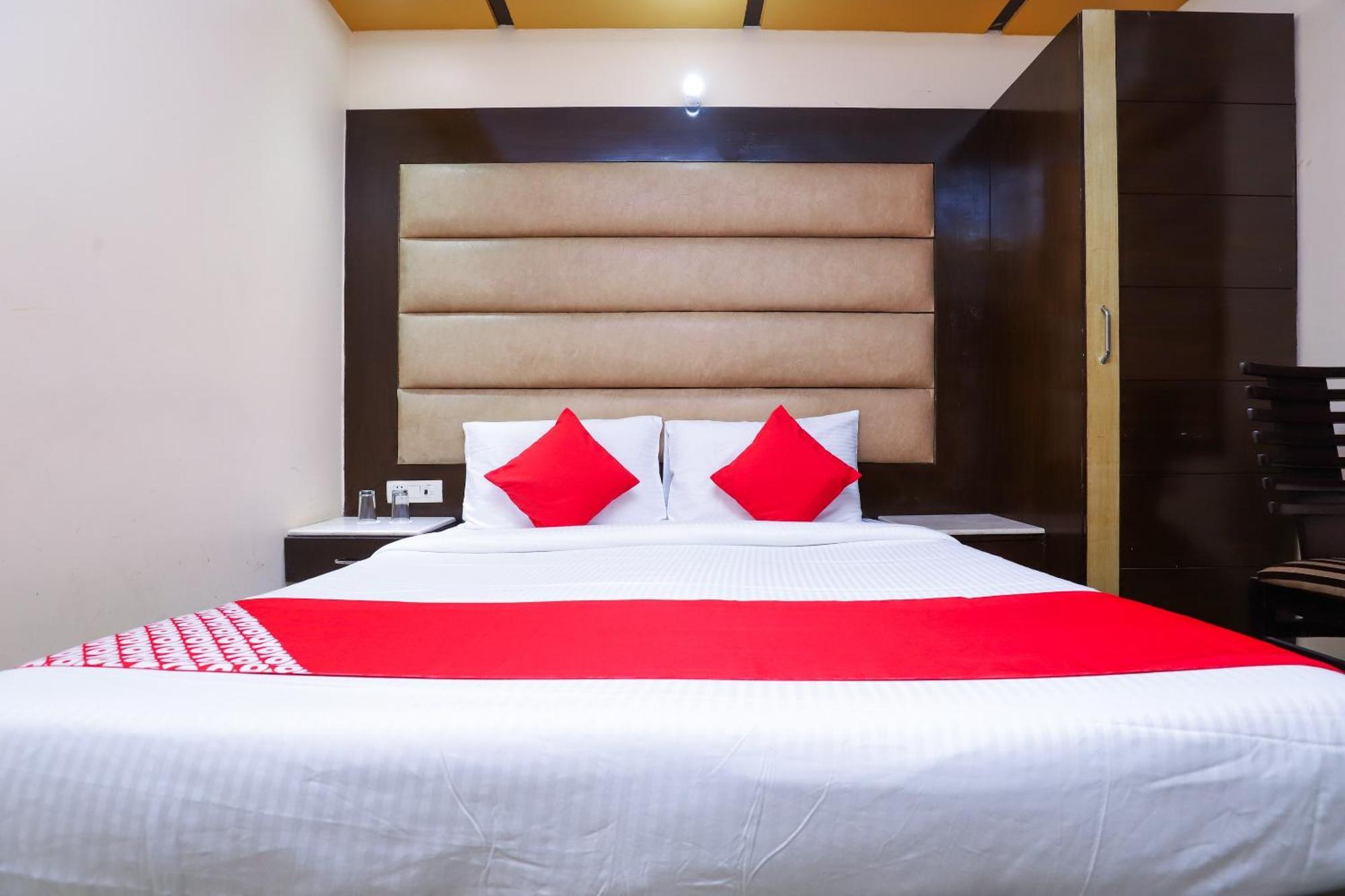 Hotel O J P Inn Near Patel Nagar Metro Station Нью-Делі Екстер'єр фото