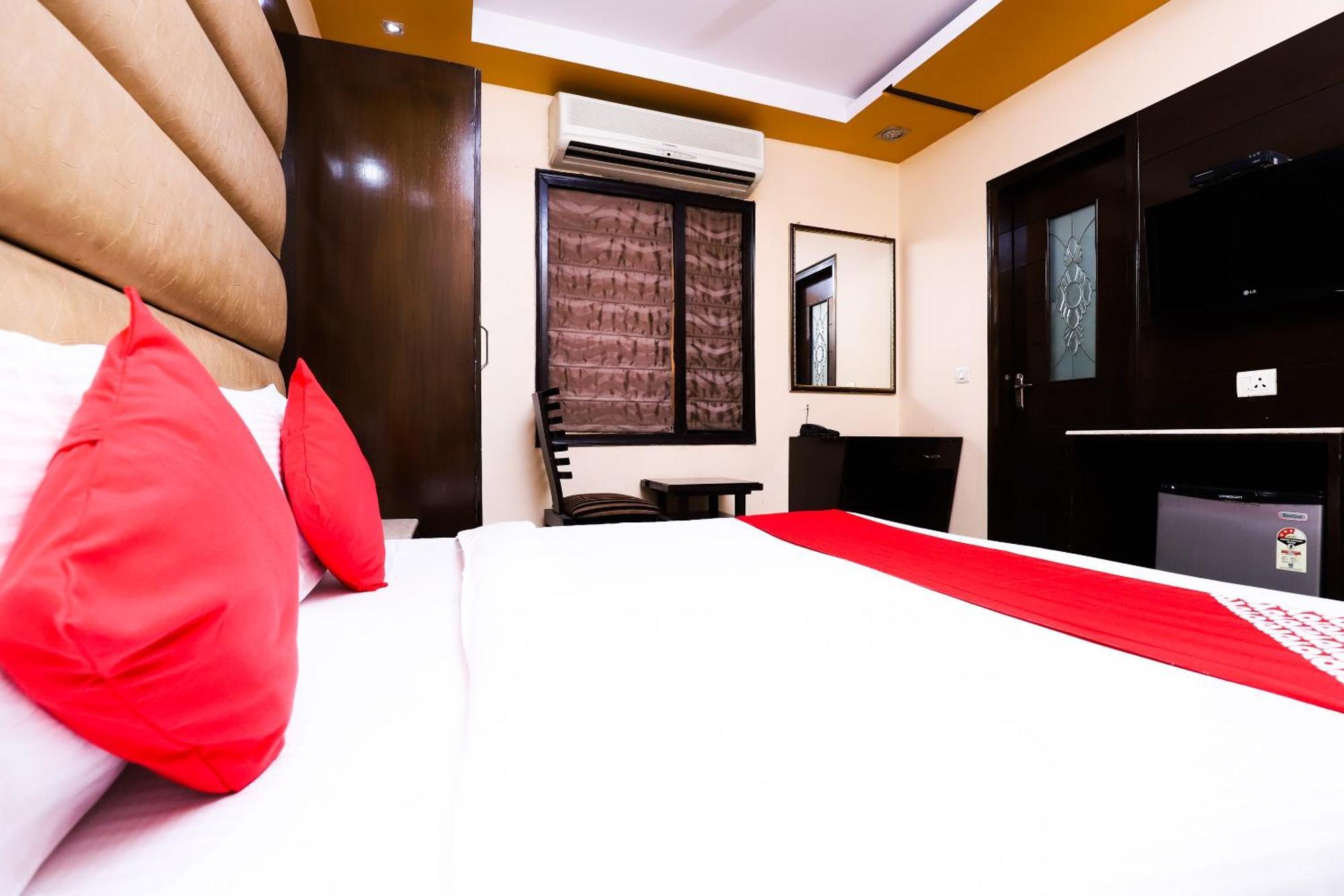 Hotel O J P Inn Near Patel Nagar Metro Station Нью-Делі Екстер'єр фото