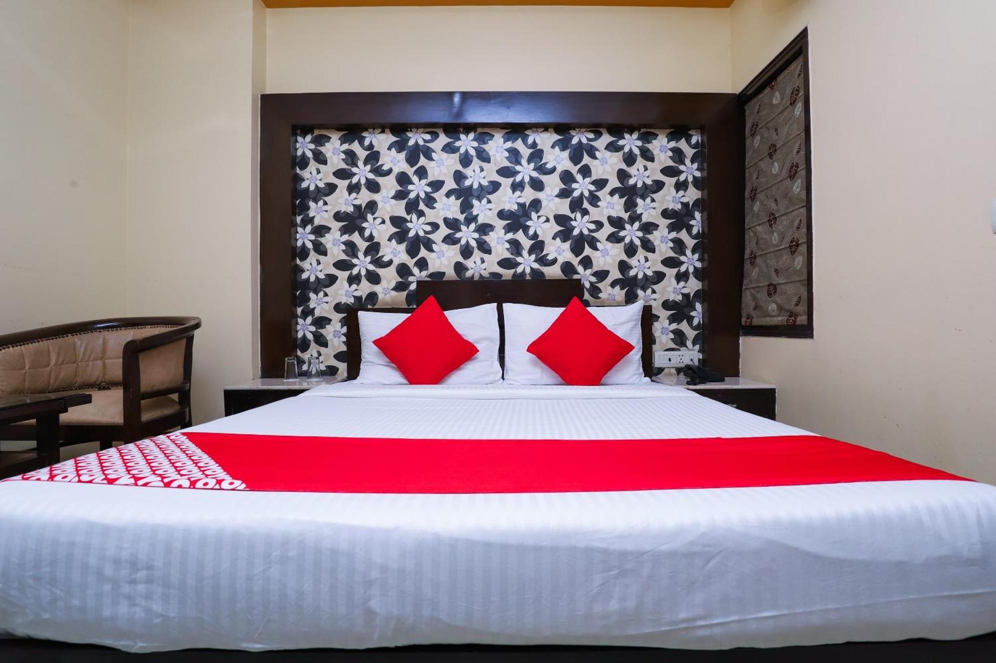 Hotel O J P Inn Near Patel Nagar Metro Station Нью-Делі Екстер'єр фото